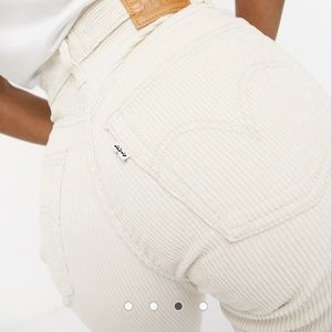 Levi's Ribcage cord straight leg ankle